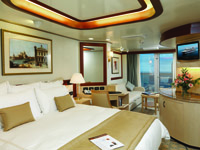 Cunard Cruise Line QE, QM, QV, Queen Victoria, Queen Mary 2, Queen Elizabeth Queen Suite Category Q5 - Deluxe Cruises