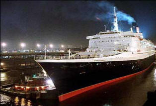 Cunard Final Queen Elizabeth 2 2008