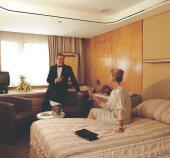 LUXURY CRUISES - Penthouse, Veranda, Balconies, Windows and Suites Queen Elizabeth 2 Cruise Cunard Cruises