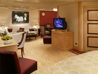 Cunard Cruise Line QE, QM, QV, Queen Victoria, Queen Mary 2, Queen Elizabeth Penthouse Suite Category Q4 - Deluxe Cruises